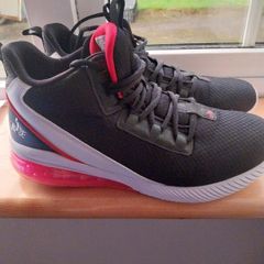 Basketball runners