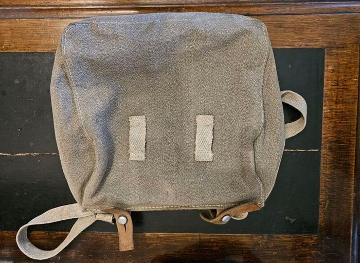 Vintage 1950s Swiss Army Military Bread Bag Shoulder bag Collectable Militaria