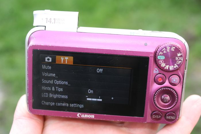 Canon Power Shot SX210 IS 14.1MP Digital Camera