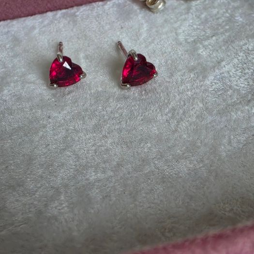 Pandora red heart stud earrings very good condition