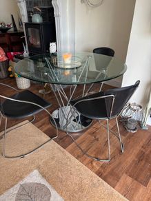 Chrome steel & tempered glass dining tsble & chairs