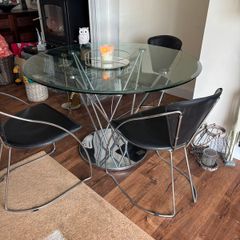 Chrome steel & tempered glass dining tsble & chairs