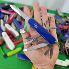 Vintage Victorinox Mountaineer Discontinued Version Collectable Swiss Army Knife 91mm