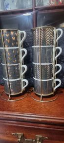 cups with stand