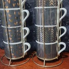 cups with stand