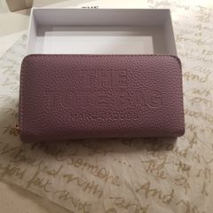 Marc Jacobs - The Tote Bag Zip.Around Lilac Wallet - Brand New