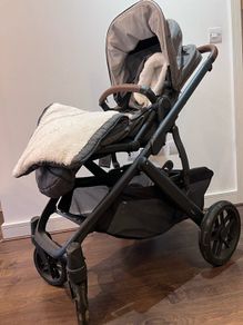 Uppababy Vista V2 - Greyson (Bundle)