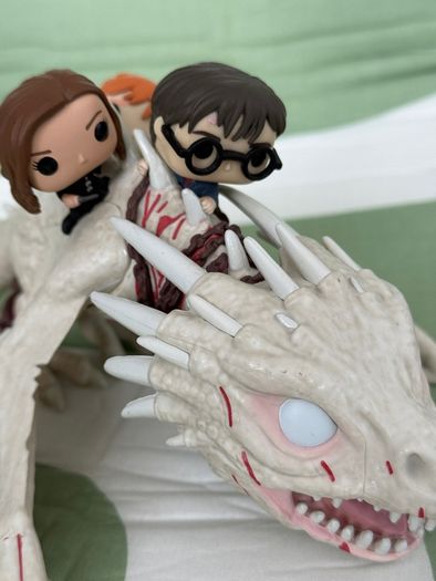Funko Pop! Rides #93 (Harry Potter, Ron & Hermione on the Dragon)