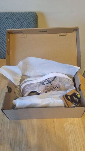 Asics GT-2000 11