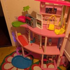 Barbie dream house