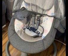 Electric baby rocker