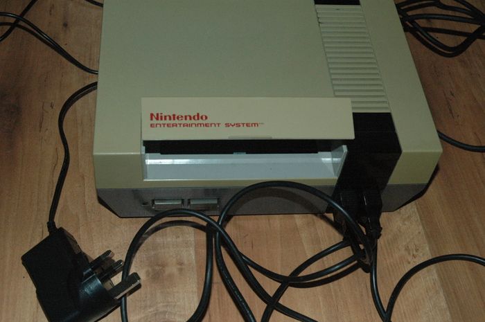 Genuine Nintendo Entertainment System