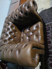 chesterfield armchair tube