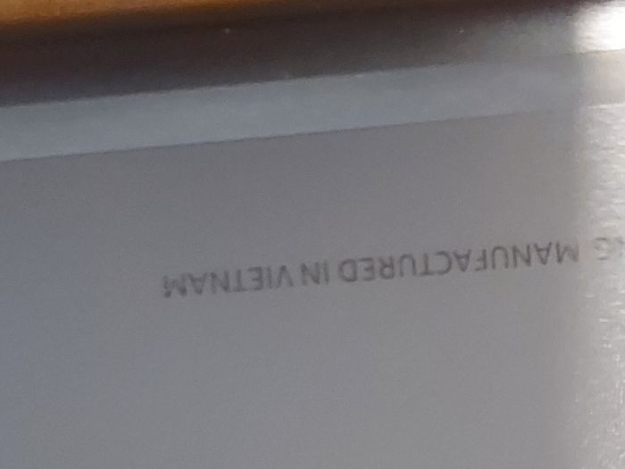 Samsung Galaxy Tab S5e. SM-T720, Crack on screen, Not powering on, for parts or repair
