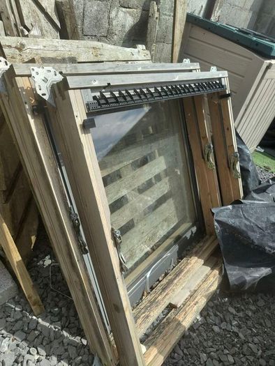2 velux windows free to take away
