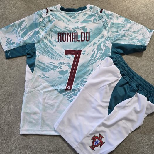 Ronaldo Portugal away football  jersey/kits