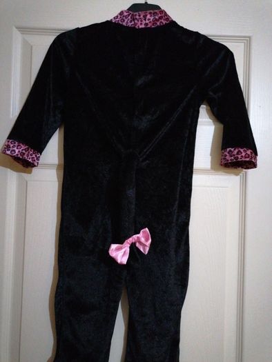 Halloween costume. 3-4 yrs