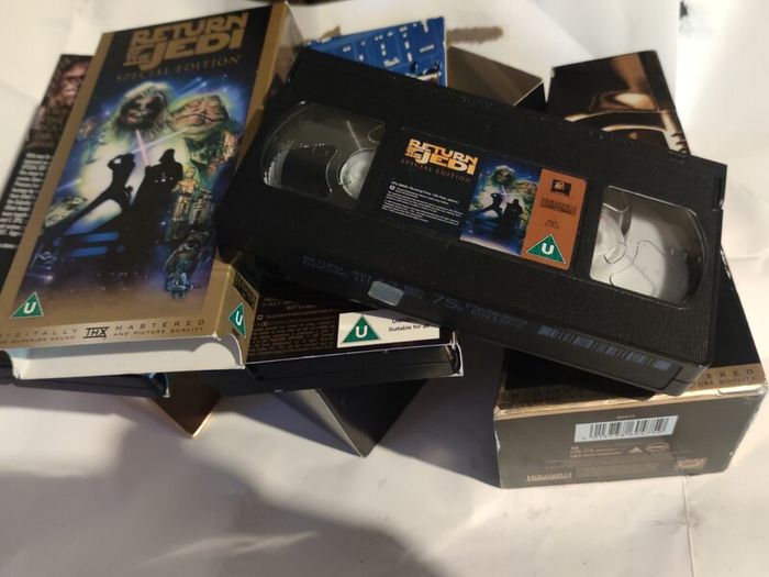 Star Wars Trilogy VHS Video Boxset 1997