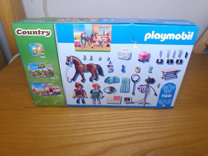NEW Playmobil Country 71241