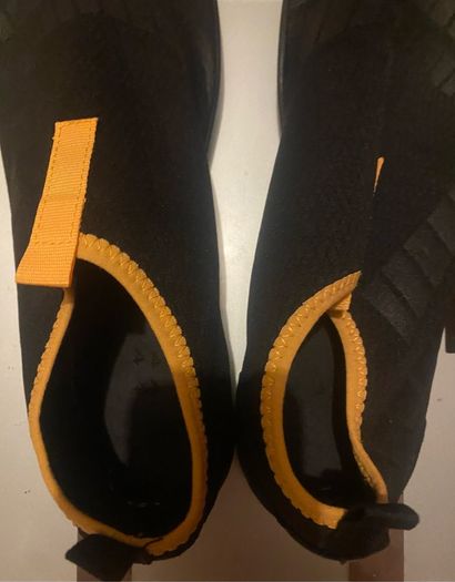 swim shoes size UK 44