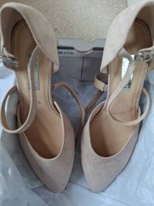 Ladies Gabor Gisele Rough Suede shoes. Size 6.5