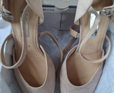 Ladies Gabor Gisele Rough Suede shoes. Size 6.5