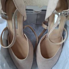 Ladies Gabor Gisele Rough Suede shoes. Size 6.5