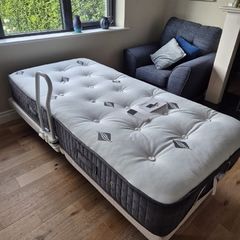 Electronic Bed Base and Pro Mattress