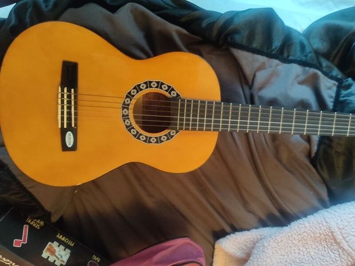 Childrens Classical Guitar Kit - 1/2 size for beginners