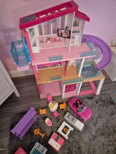 barbie dream house