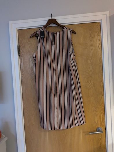 JD Williams Tunic Dress.   S.18.   B.N.W.T.
