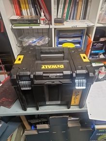 Dewalt