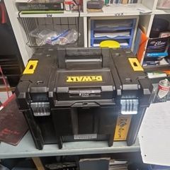 Dewalt