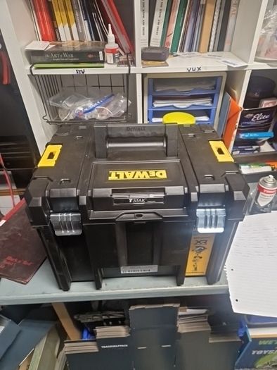 Dewalt