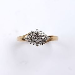 9 Ct Gold, Diamond Ring