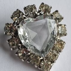 Vintage brooch HEART