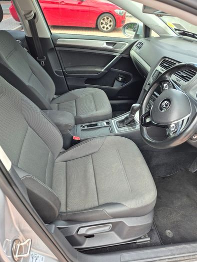 2014 Volkswagen Golf, 1.2L petrol. 83,500km