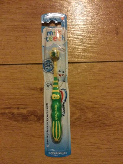 Baby Aquafresh Toothbrush Milk teeth 0-2years