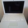 Classic 13-inch White MacBook, Model A1181 Image 3