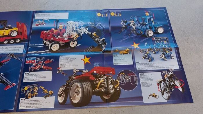 Lego 1993 Medium Technic European Foldout