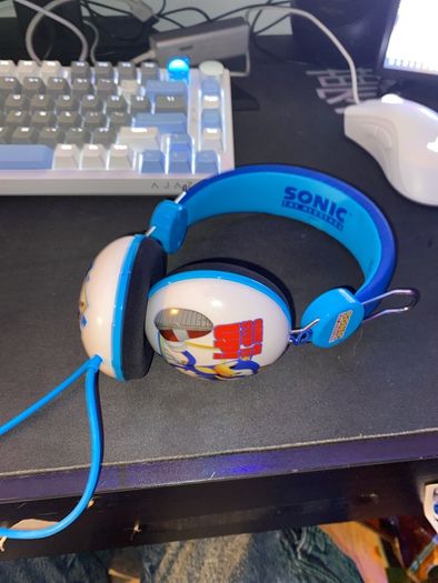 headphones