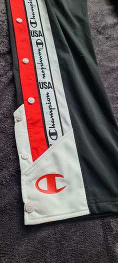 Vintage unisex Champion joggers. M-L. Tracksuit bottoms