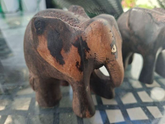 Lovely pair of Vintage Solid Rosewood Wooden Hand Carved Elephants