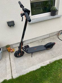 Ninebot Segway F2 Pro E-scooter