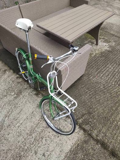 Vintage Raleigh Twenty bike