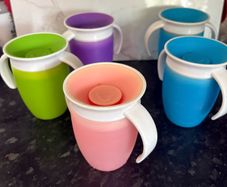 2 Munchkin 360 training cups