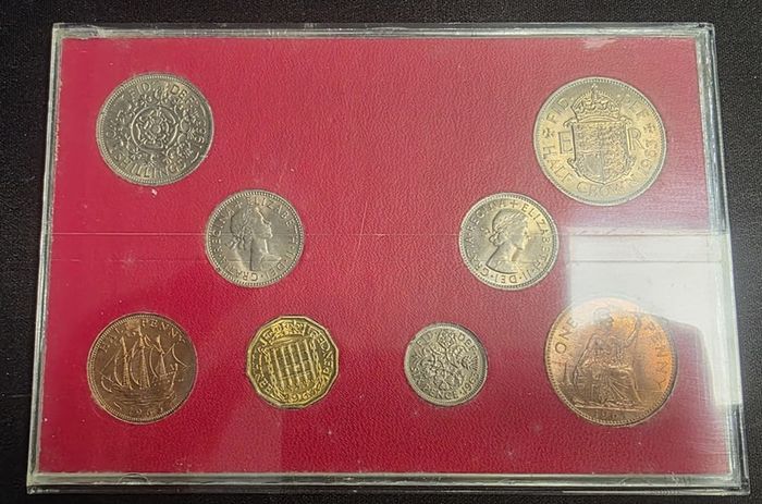 Coinage of Great Britain - Tower of London - Predecimal coins