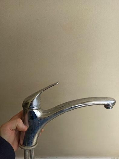 Kitchen mixer tap