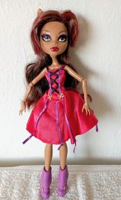 Monster high doll Clawdeen wolf