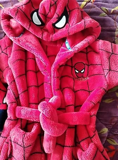 Spiderman dressing gowns 2 to 3 years